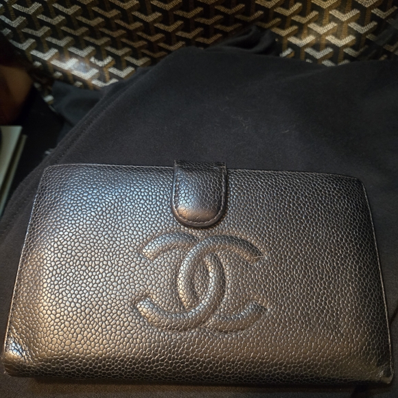 CHANEL Handbags - Chanel Black Leather Wallet